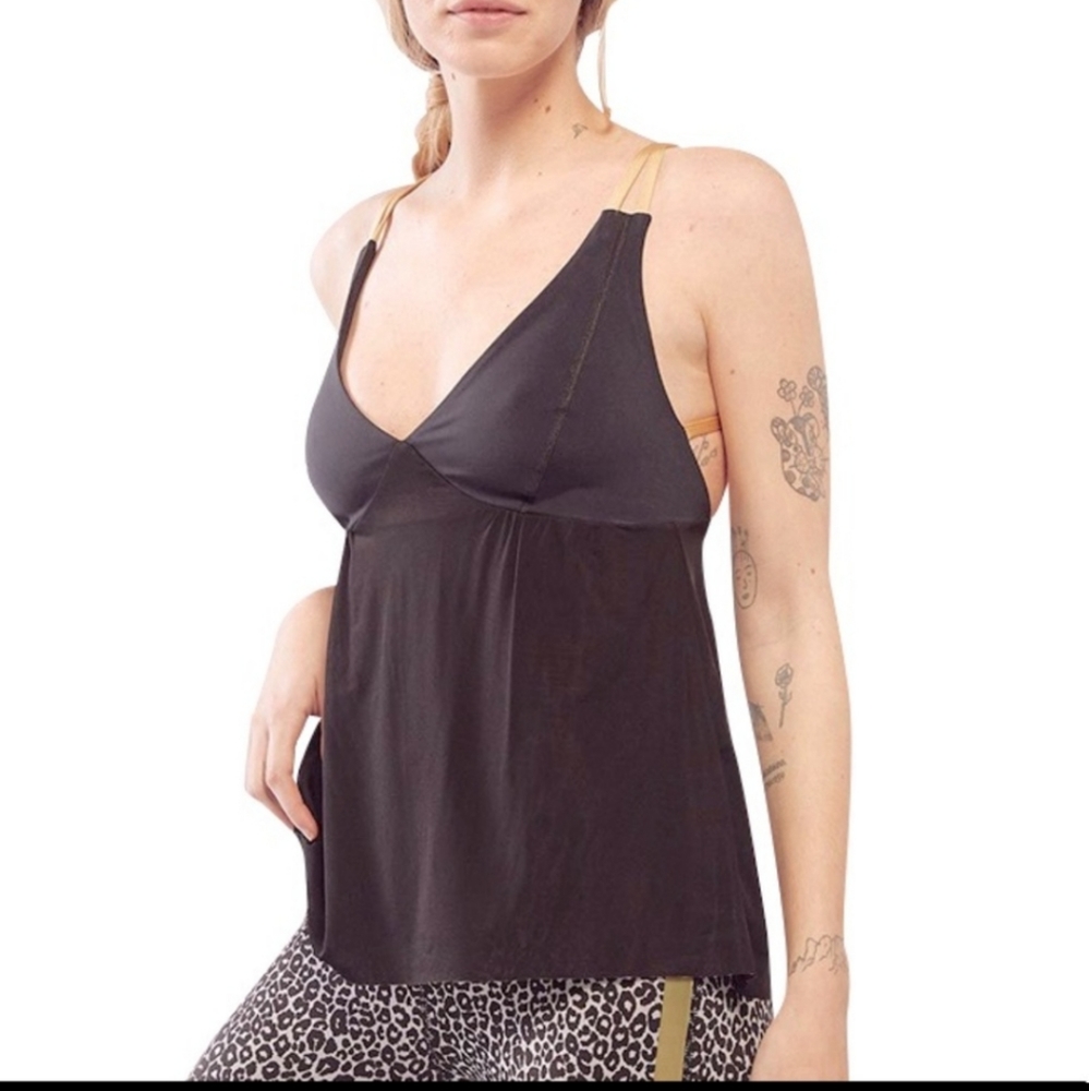 NWT fierce and regal strappy yoga tank top.